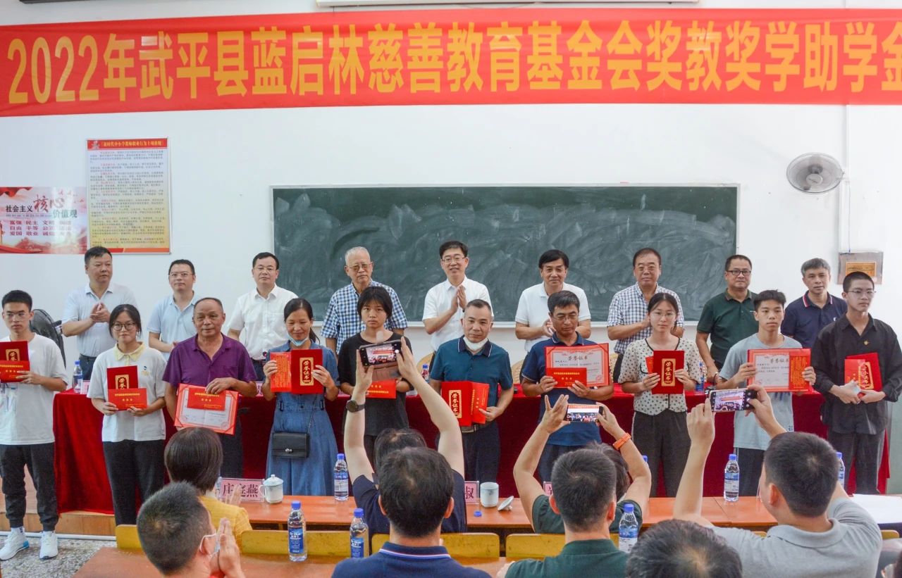 香港宝典免费资料网